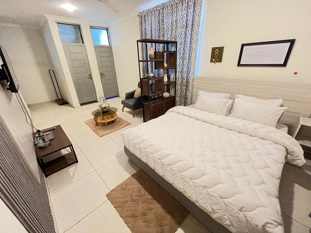 Single Luxury for a couple
